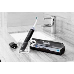 Braun Oral-B szczoteczka elektryczna GENIUS PRO 9000 Black - Czarna D701.545.6XC <b>z Bluetooth + 4 końcówki </b>